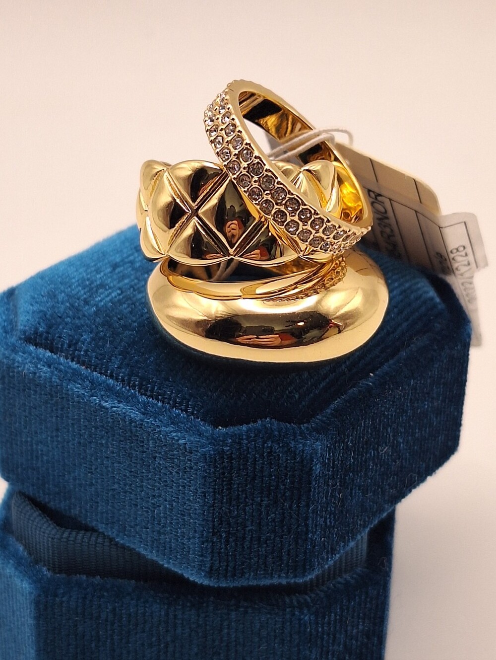 Nordstrom Size 9 Gold Tone Statement Ring Set Rhinestone Stackable 3 Pc - Picture 2 of 11